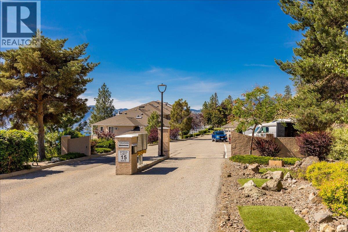 4630a Ponderosa Drive Unit# 106, Peachland, British Columbia  V0H 1X5 - Photo 2 - 10402083