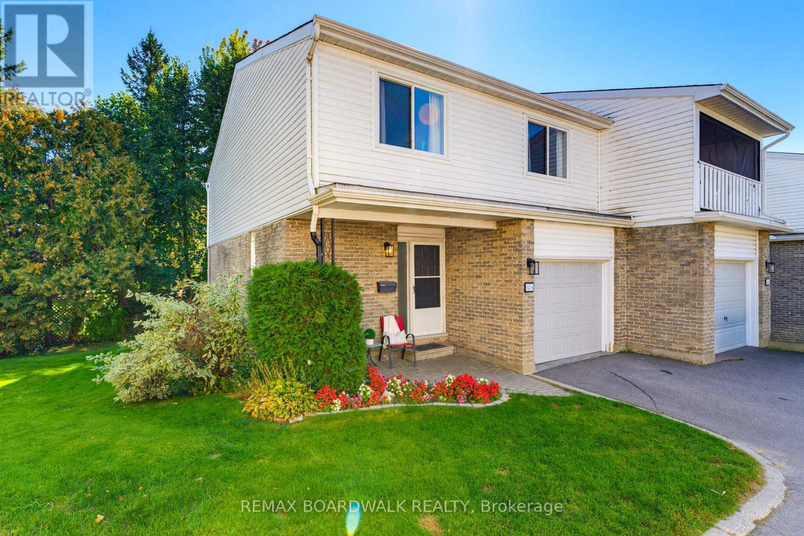 13 - 32 Black Forest Lane, Ottawa, Ontario  K2H 5C8 - Photo 2 - X13837274