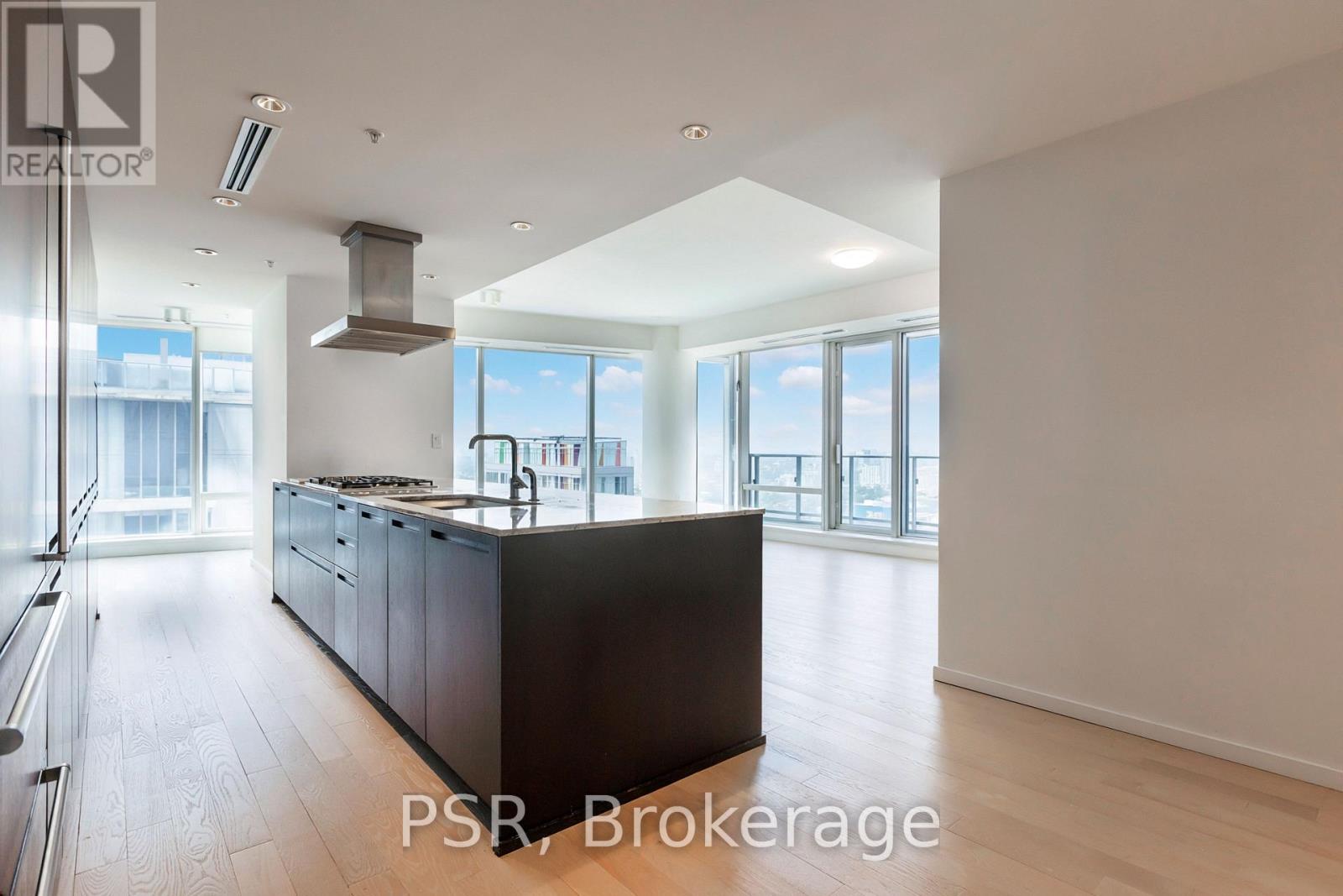 3505 - 180 University Avenue, Toronto, Ontario  M5H 0A2 - Photo 3 - C13837268