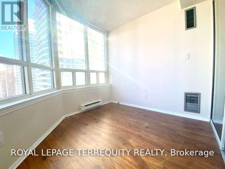 1801 - 30 Greenfield Avenue, Toronto, Ontario  M2N 6N3 - Photo 30 - C13837292