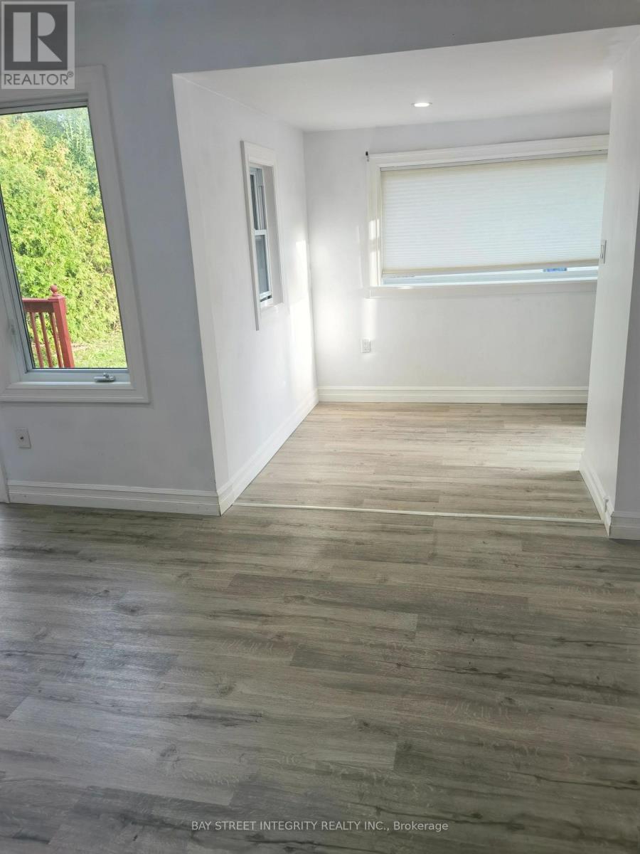 298 Lakeview Boulevard, Georgina, Ontario  L4P 2Y7 - Photo 5 - N13837320