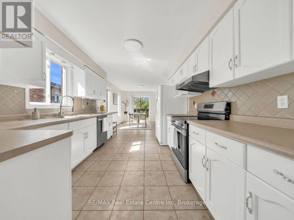 61 Moffatt Lane, Guelph, Ontario  N1G 5E8 - Photo 16 - X13837266