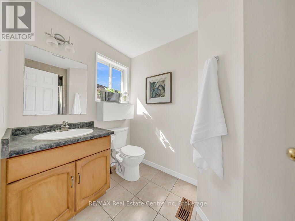 61 Moffatt Lane, Guelph, Ontario  N1G 5E8 - Photo 24 - X13837266