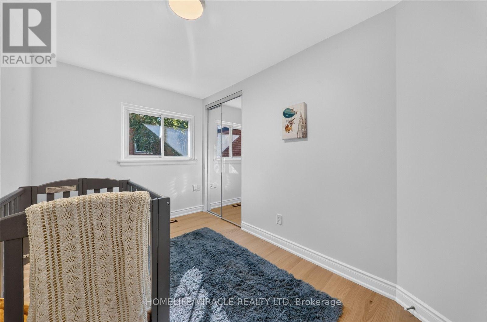 18 Elderfield Crescent, Toronto, Ontario  M9C 3K7 - Photo 17 - W13837318