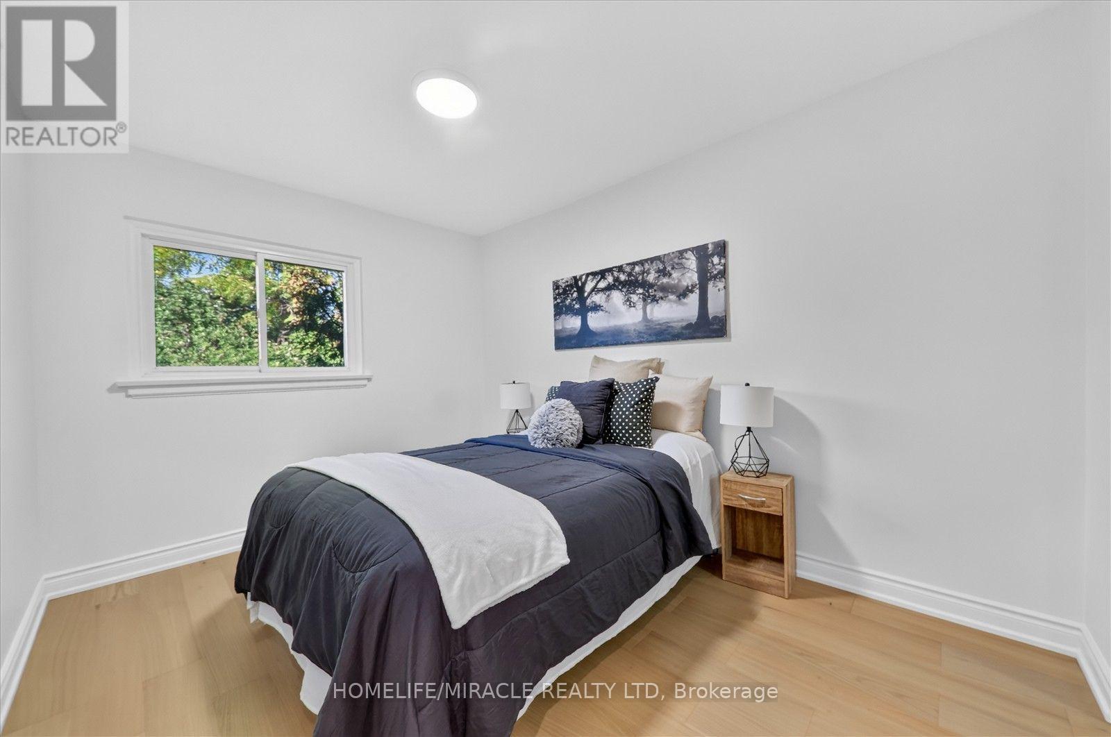 18 Elderfield Crescent, Toronto, Ontario  M9C 3K7 - Photo 21 - W13837318