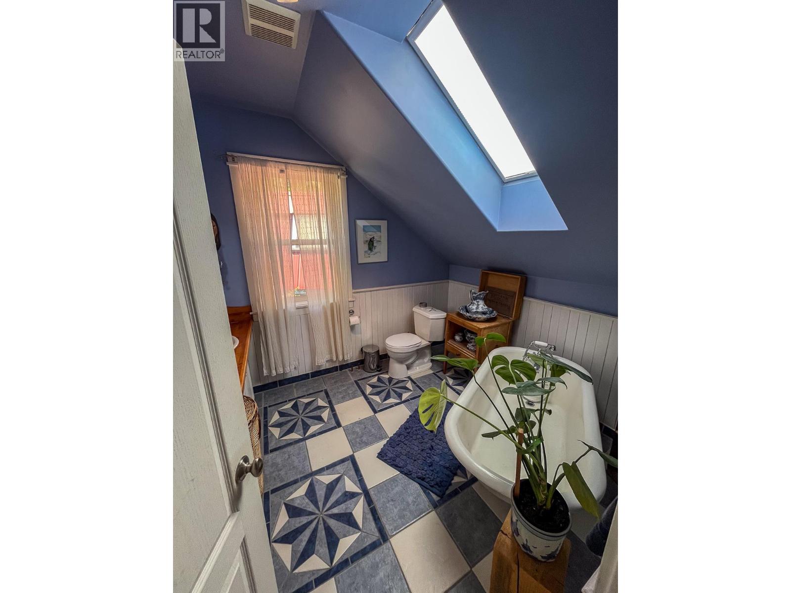 395 Boven Road, Nelson, British Columbia  V1L 6J1 - Photo 41 - 10385419