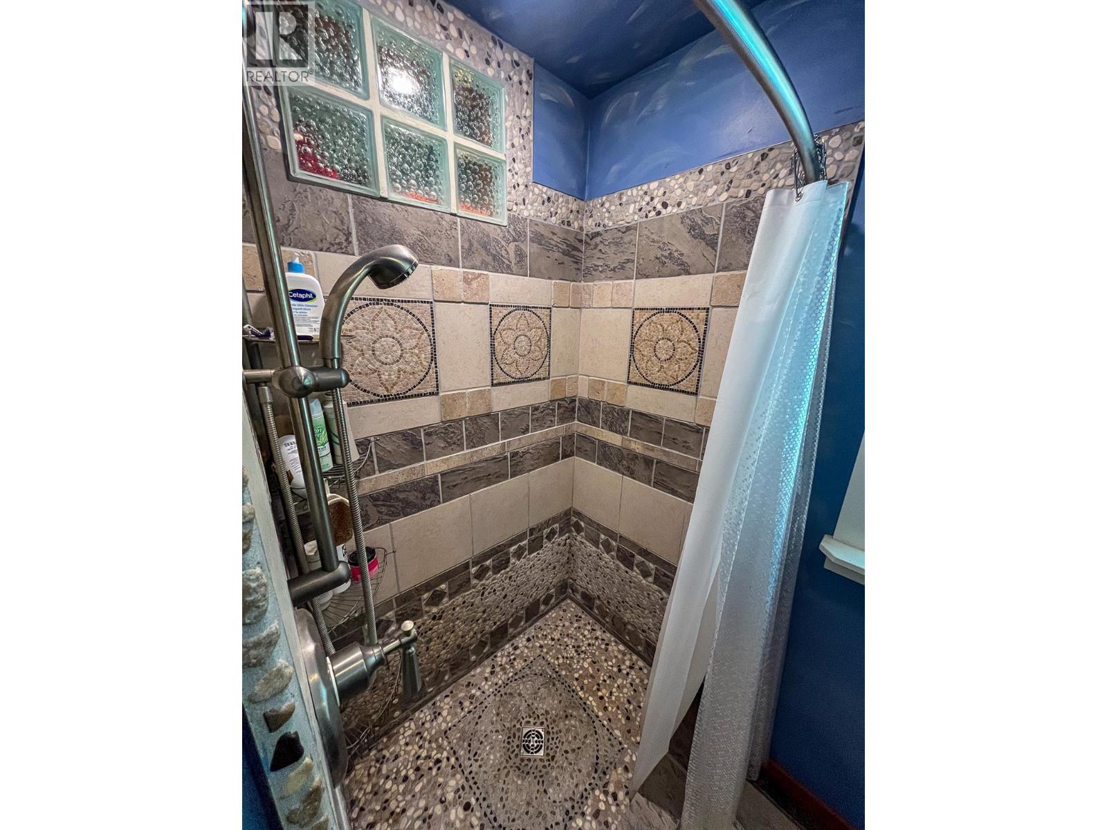 395 Boven Road, Nelson, British Columbia  V1L 6J1 - Photo 52 - 10385419