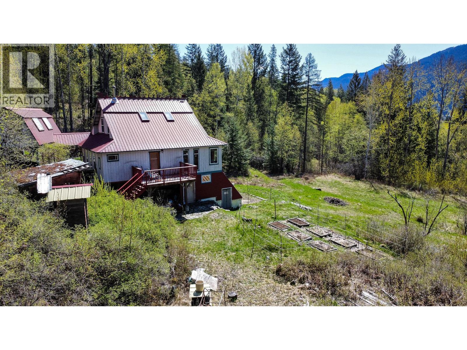 395 Boven Road, Nelson, British Columbia  V1L 6J1 - Photo 85 - 10385419