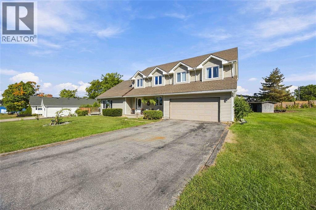 54 Napoleon Street, St Clair, Ontario  N0N 1M0 - Photo 3 - 26023733