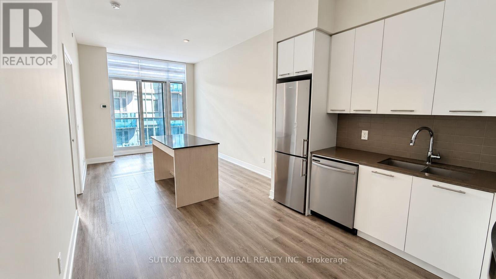 744 - 9471 Yonge Street, Richmond Hill, Ontario  L4C 0Z5 - Photo 4 - N13836694