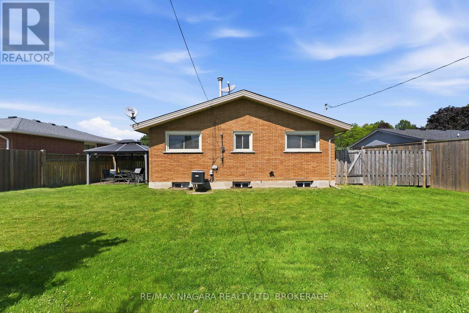 8689 Furlong Avenue, Niagara Falls (Chippawa), Ontario  L2G 6W9 - Photo 18 - X13837332