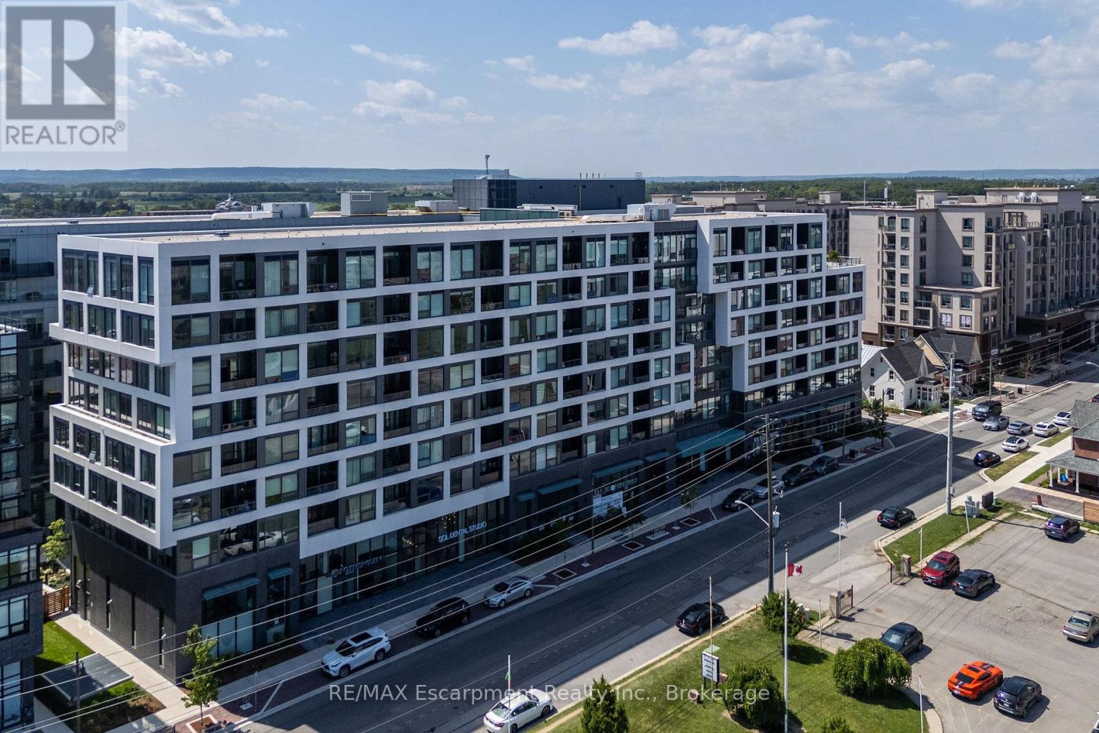 707 - 2450 Old Bronte Road, Oakville, Ontario  L6M 4J2 - Photo 3 - W13837404