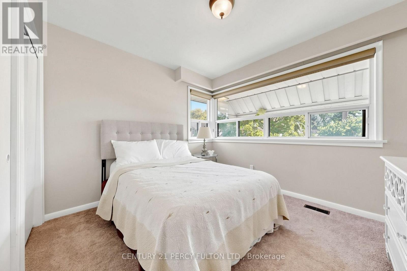 8 Wallbridge Court, Toronto, Ontario  M2R 1W1 - Photo 20 - C13837364