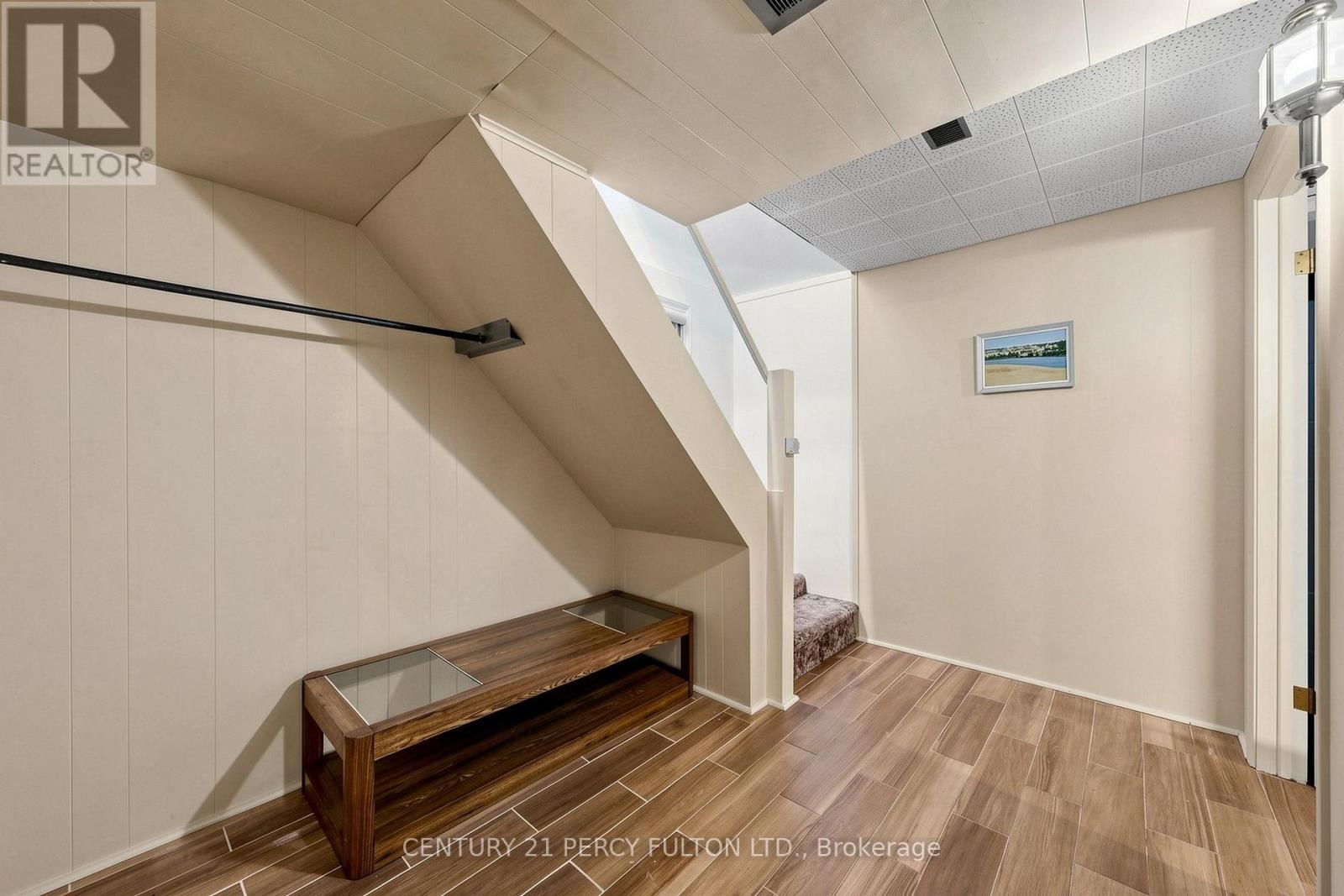 8 Wallbridge Court, Toronto, Ontario  M2R 1W1 - Photo 22 - C13837364