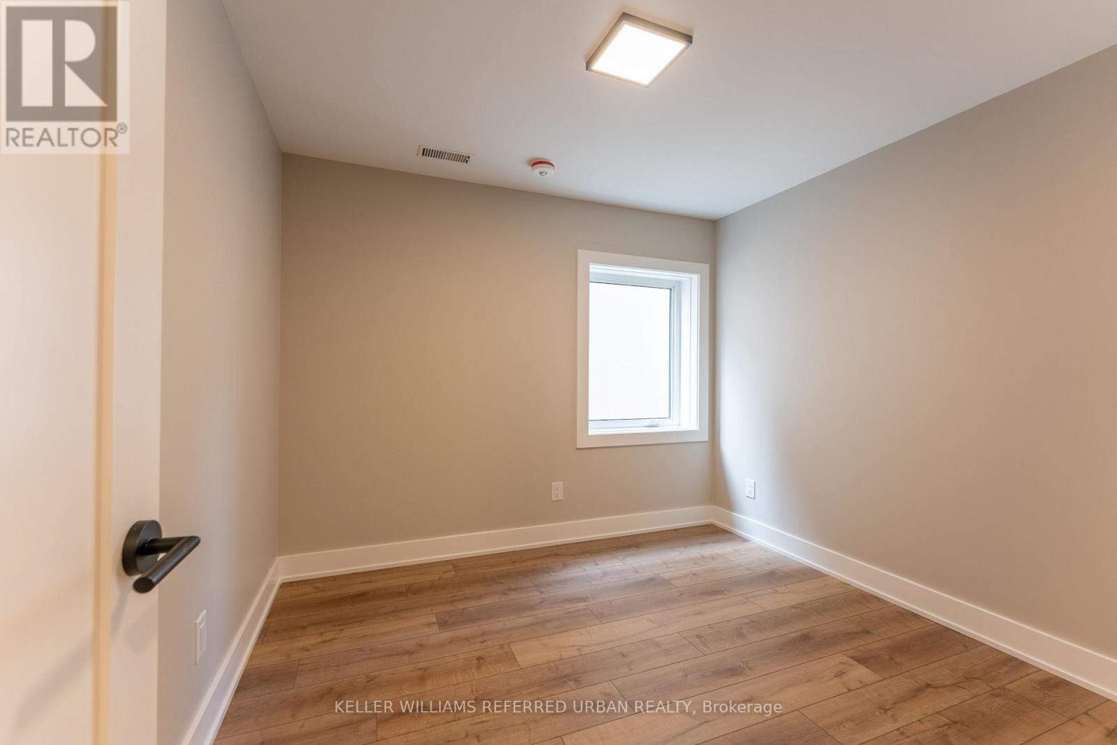 2 - 352 Jones Avenue, Toronto (Blake-Jones), Ontario  M4J 3G3 - Photo 4 - E13837342