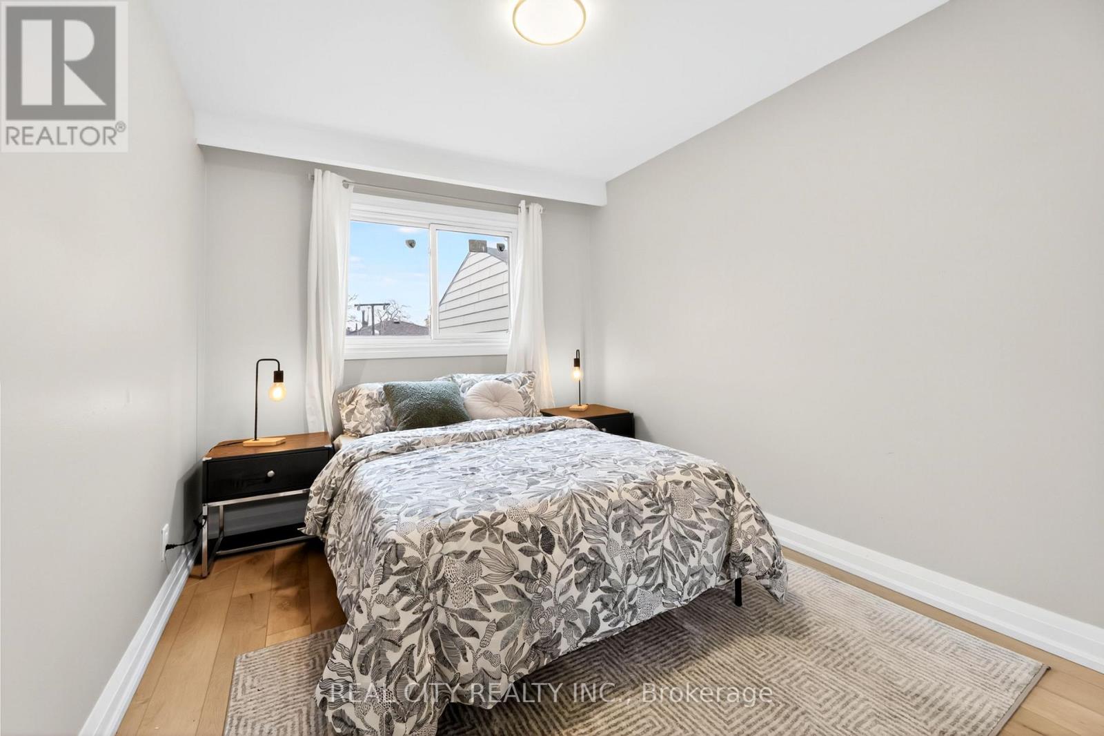 Main - 3385 Morningstar Drive, Mississauga, Ontario  L4T 1X6 - Photo 16 - W13837358