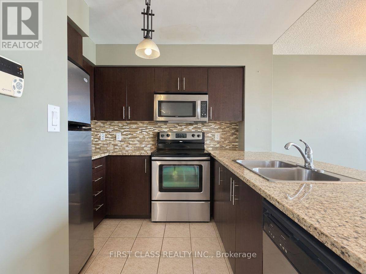 2802 - 208 Enfield Place, Mississauga, Ontario  L5B 0G8 - Photo 3 - W13837384