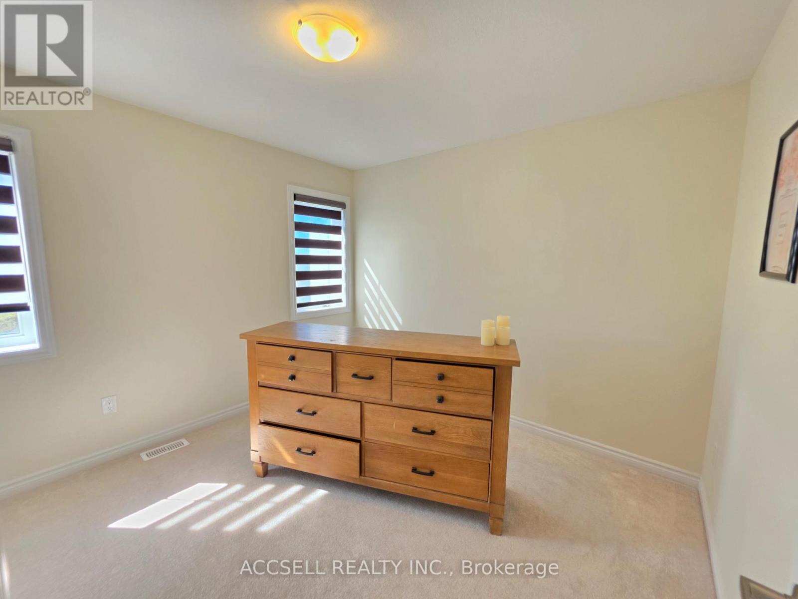 92 Hawick Crescent, Haldimand, Ontario  N3W 0G6 - Photo 13 - X13837334