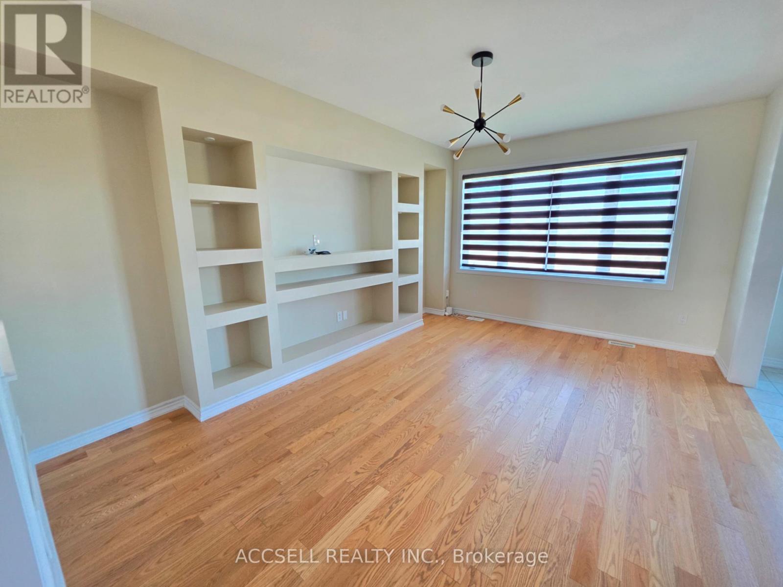 92 Hawick Crescent, Haldimand, Ontario  N3W 0G6 - Photo 5 - X13837334