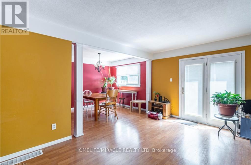 669 Osgoode Drive, London South, Ontario  N6E 2C7 - Photo 8 - X13837382