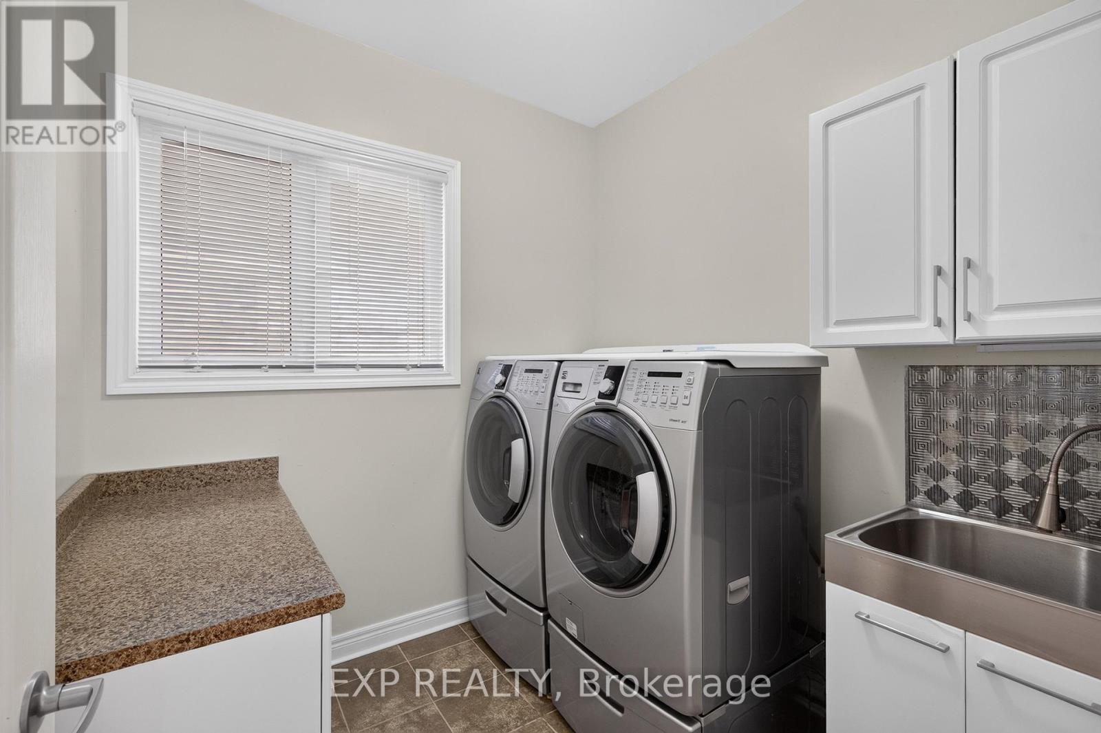 209 Woodspring Avenue, Newmarket, Ontario  L3X 3J4 - Photo 22 - N13833722