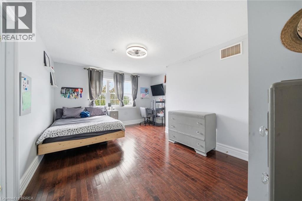 5 Hoodless Court, Brantford, Ontario  N3T 0A8 - Photo 18 - 40863715