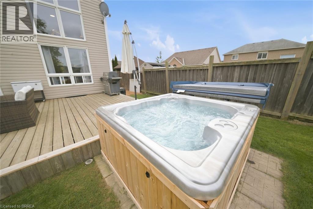 5 Hoodless Court, Brantford, Ontario  N3T 0A8 - Photo 29 - 40863715