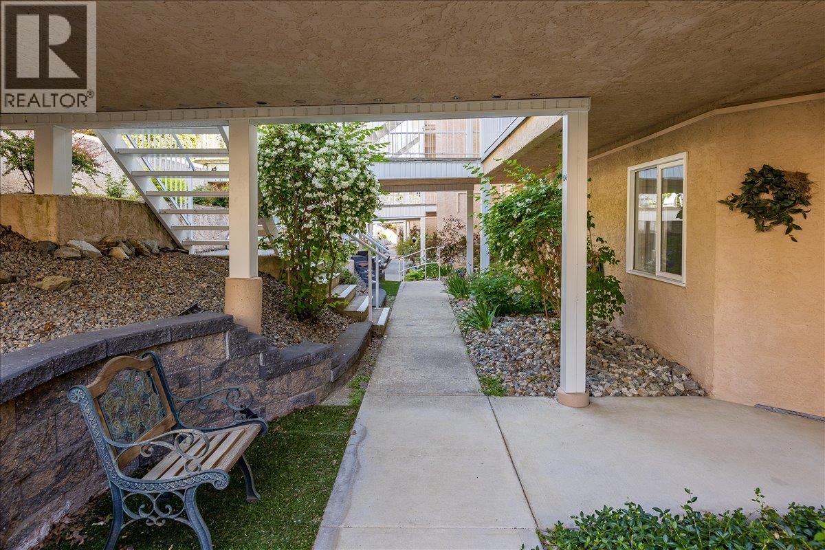 4630a Ponderosa Drive Unit# 106, Peachland, British Columbia  V0H 1X5 - Photo 30 - 10402083