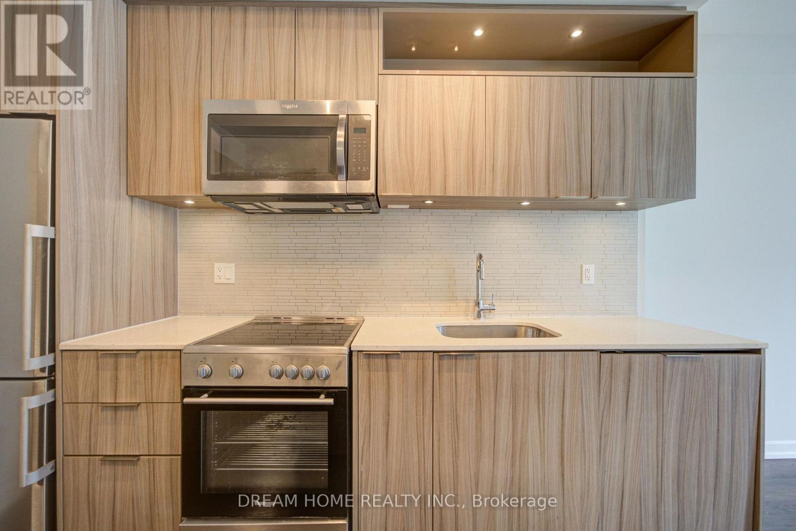 1001 - 50 Forest Manor Road, Toronto (Henry Farm), Ontario  M2J 0E3 - Photo 15 - C13837416