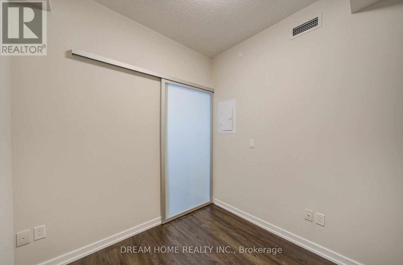 1001 - 50 Forest Manor Road, Toronto (Henry Farm), Ontario  M2J 0E3 - Photo 19 - C13837416