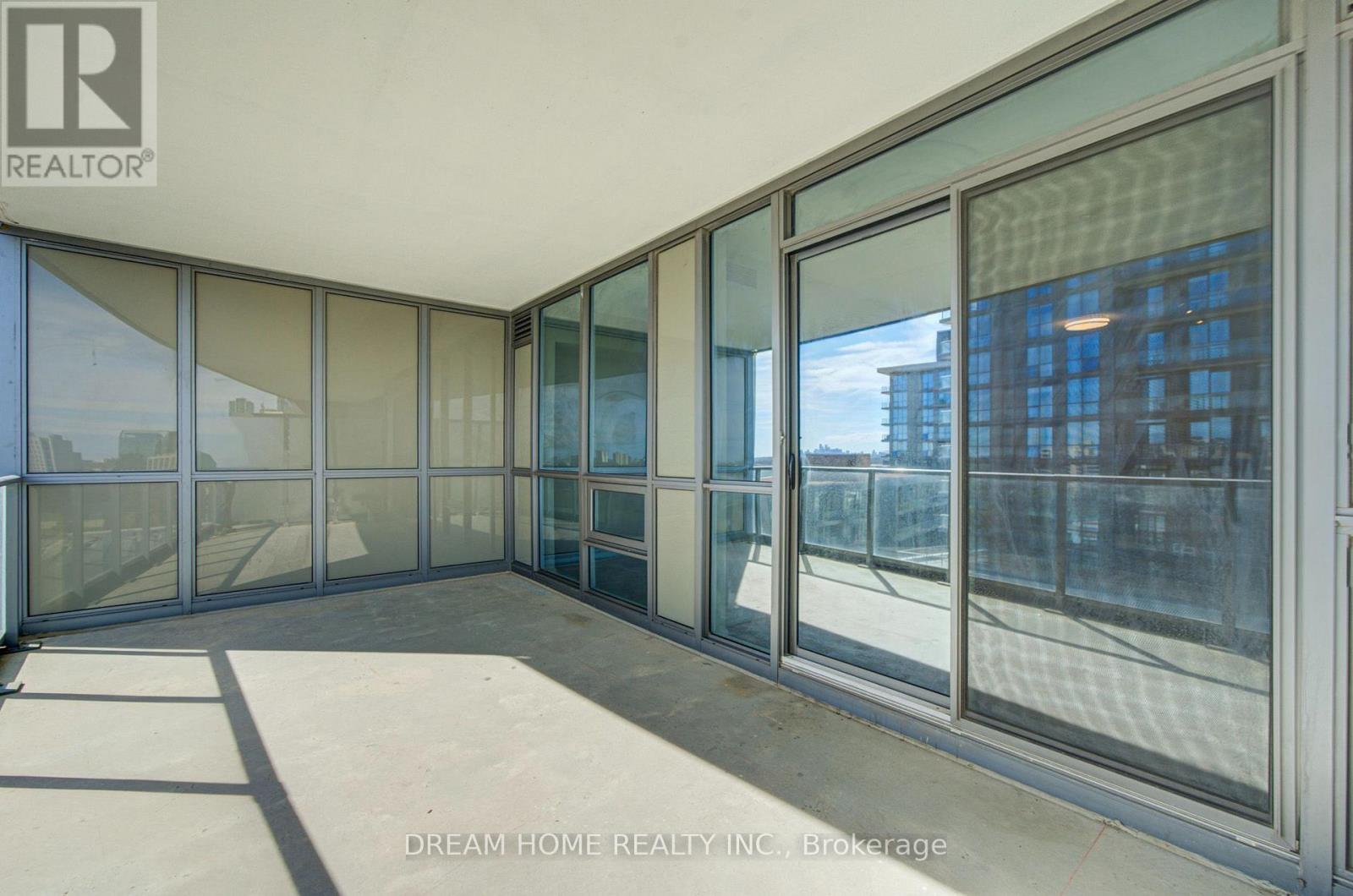 1001 - 50 Forest Manor Road, Toronto (Henry Farm), Ontario  M2J 0E3 - Photo 35 - C13837416