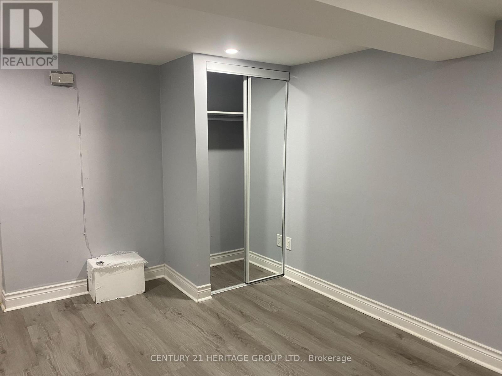28 Shirley Crescent, Toronto (Scarborough Village), Ontario  M1M 1L1 - Photo 11 - E13837412