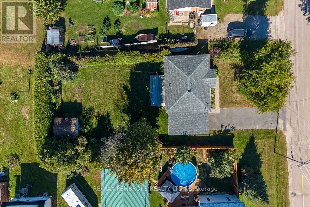 3 Elliott Street, Whitewater Region, Ontario  K0J 1C0 - Photo 38 - X13832200