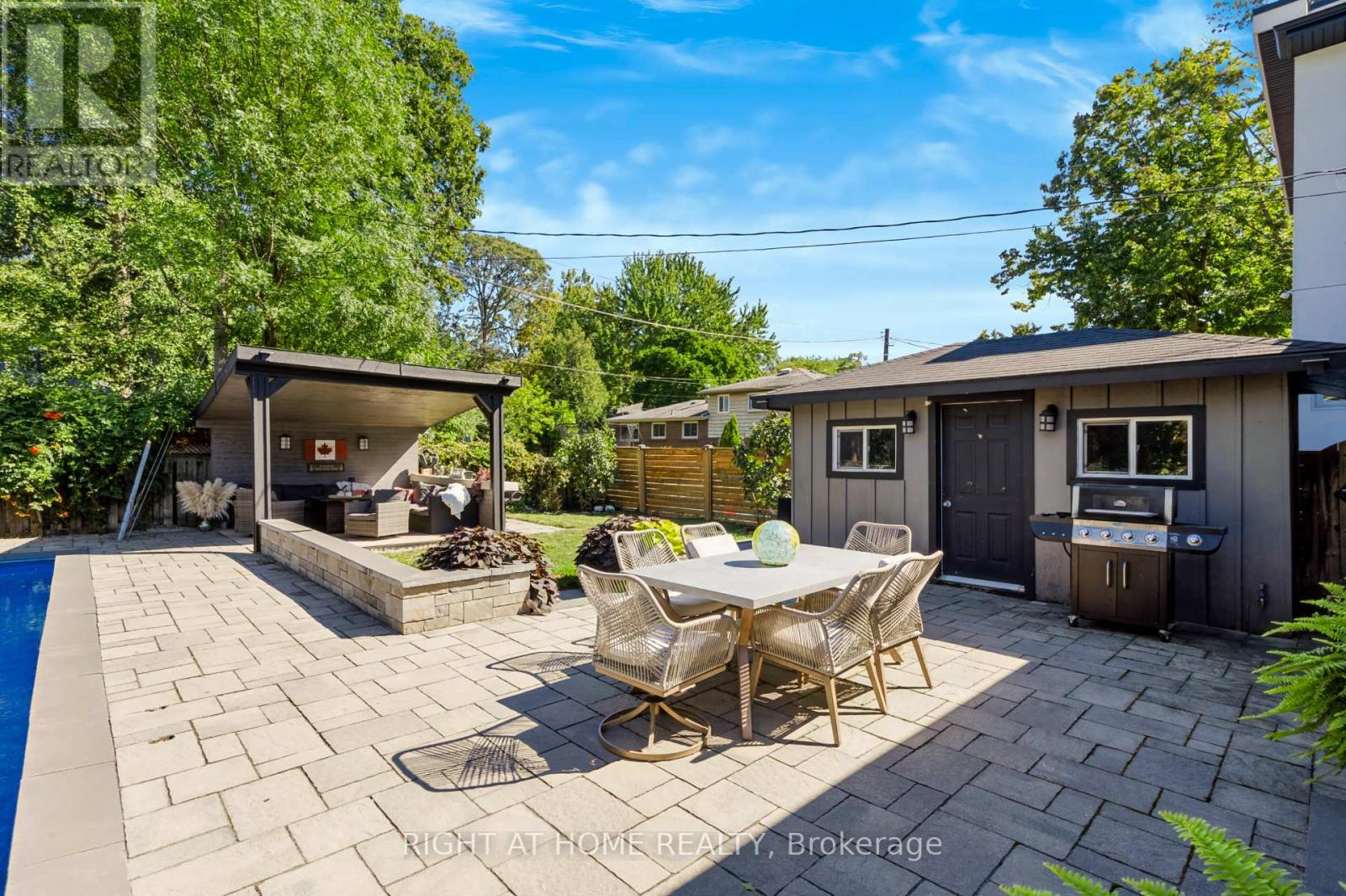 493 Forestwood Crescent, Burlington, Ontario  L7L 4K2 - Photo 27 - W13837432