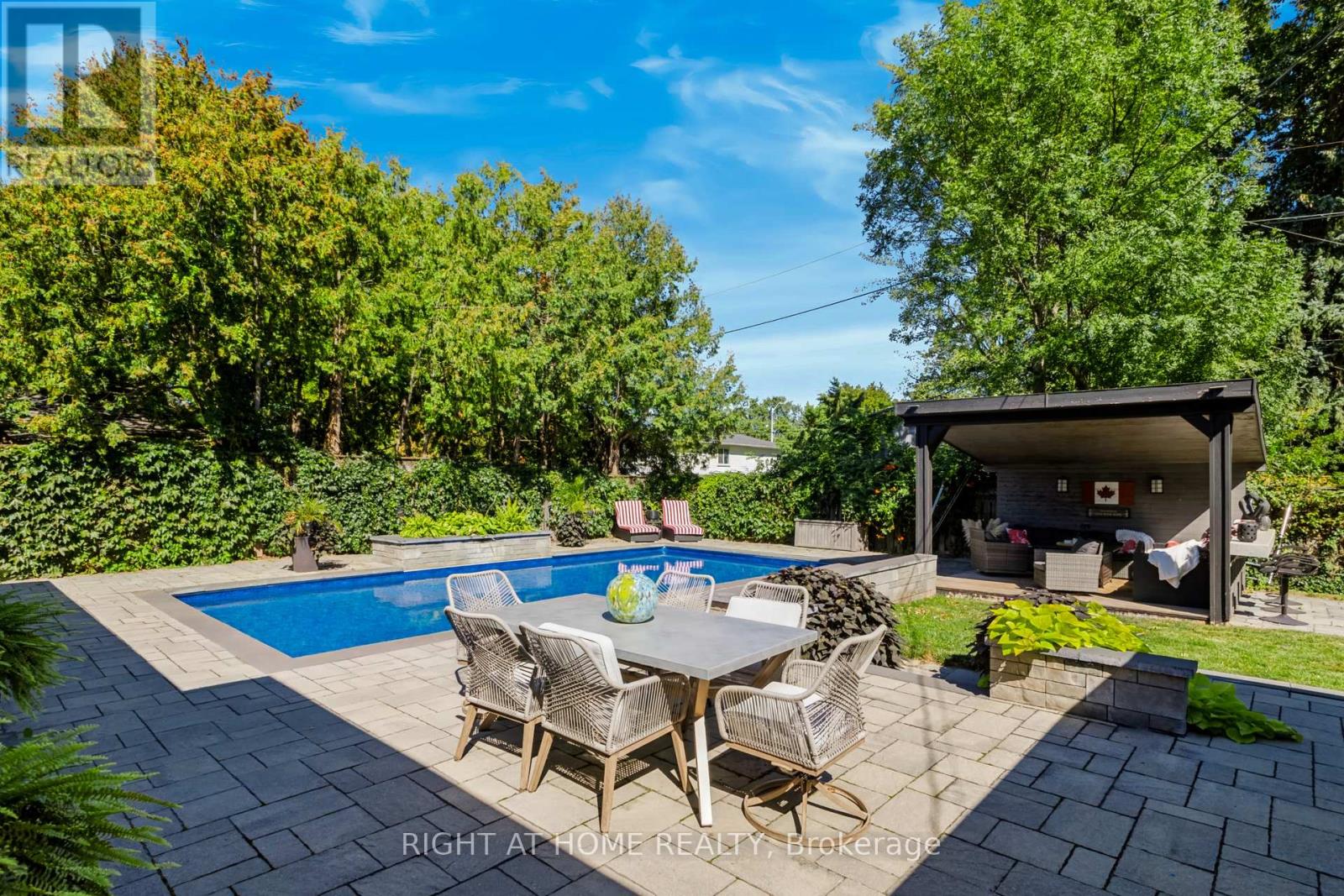 493 Forestwood Crescent, Burlington, Ontario  L7L 4K2 - Photo 31 - W13837432