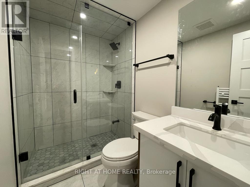 3 - 363 Parkside Drive, Toronto (High Park-Swansea), Ontario  M6R 2Z5 - Photo 10 - W13837436