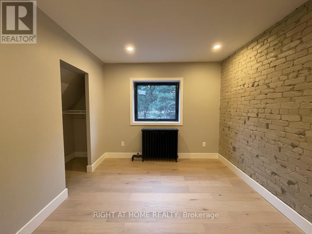 3 - 363 Parkside Drive, Toronto (High Park-Swansea), Ontario  M6R 2Z5 - Photo 7 - W13837436