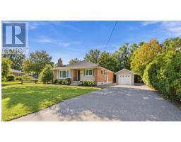 56 SEATON DRIVE, Aurora, Ontario