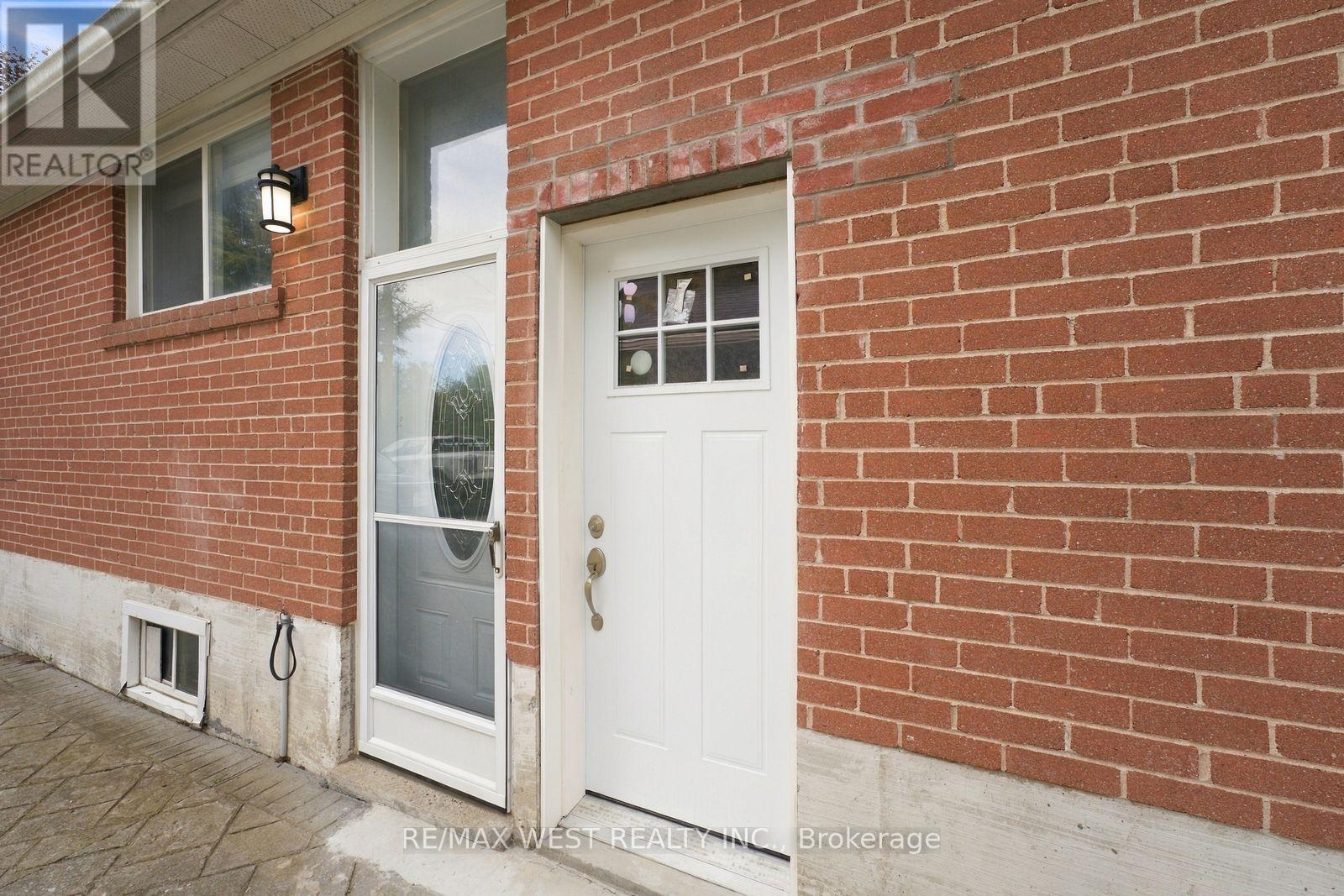 56 Seaton Drive, Aurora, Ontario  L4G 2K3 - Photo 40 - N13814996