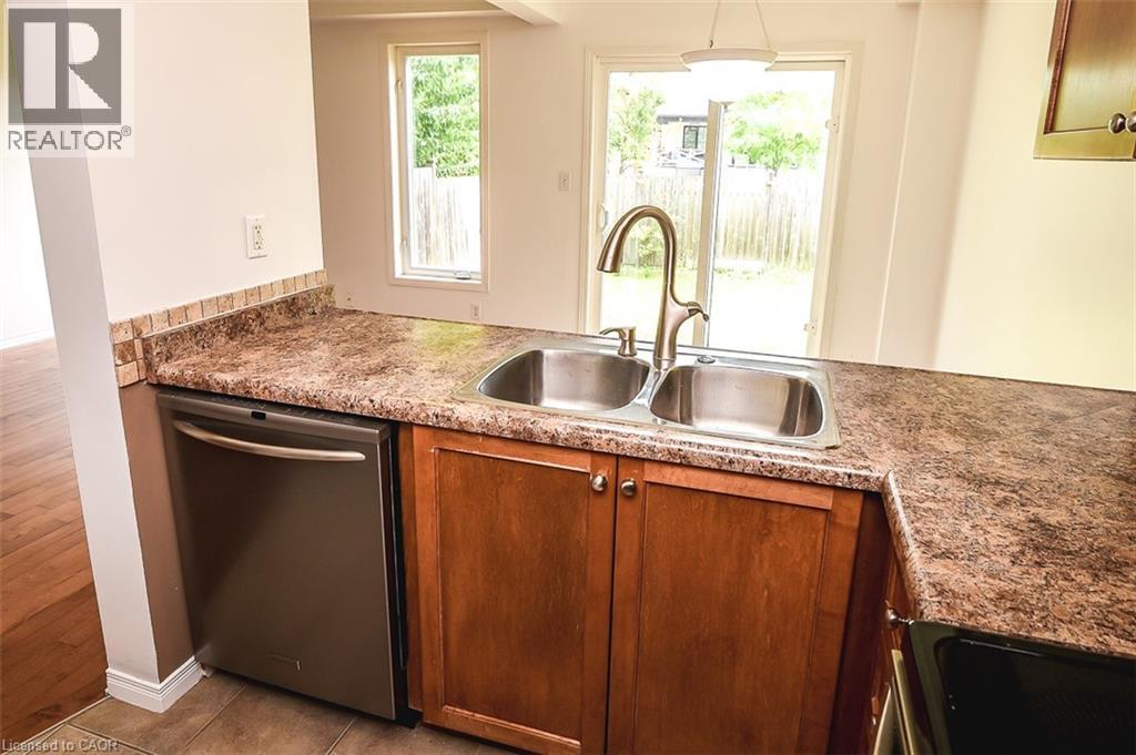 37 Cornerstone Drive, 10th Line Shore, Ontario  L8J 0A1 - Photo 12 - 40866855