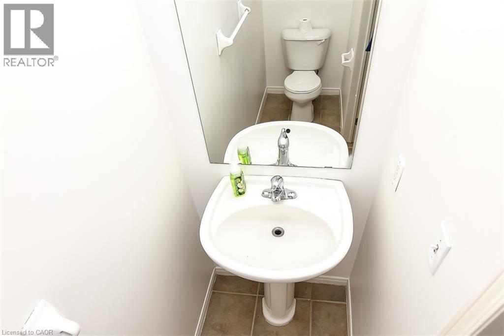 37 Cornerstone Drive, 10th Line Shore, Ontario  L8J 0A1 - Photo 15 - 40866855