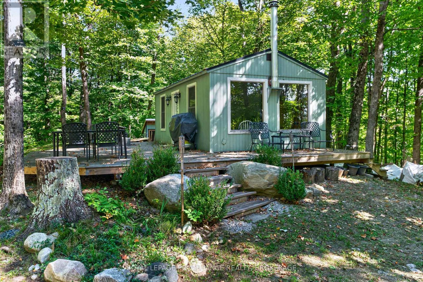 1057 Forest Lane, Frontenac, Ontario  K0H 2P0 - Photo 2 - X13837484