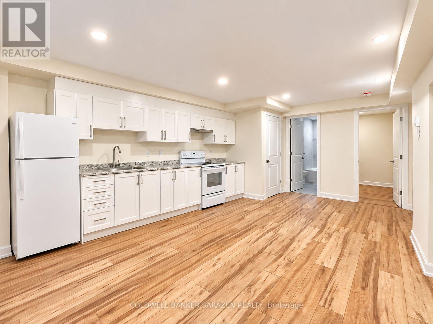 B - 18 Harris Place, Ottawa, Ontario  K2G 2P2 - Photo 5 - X13837470