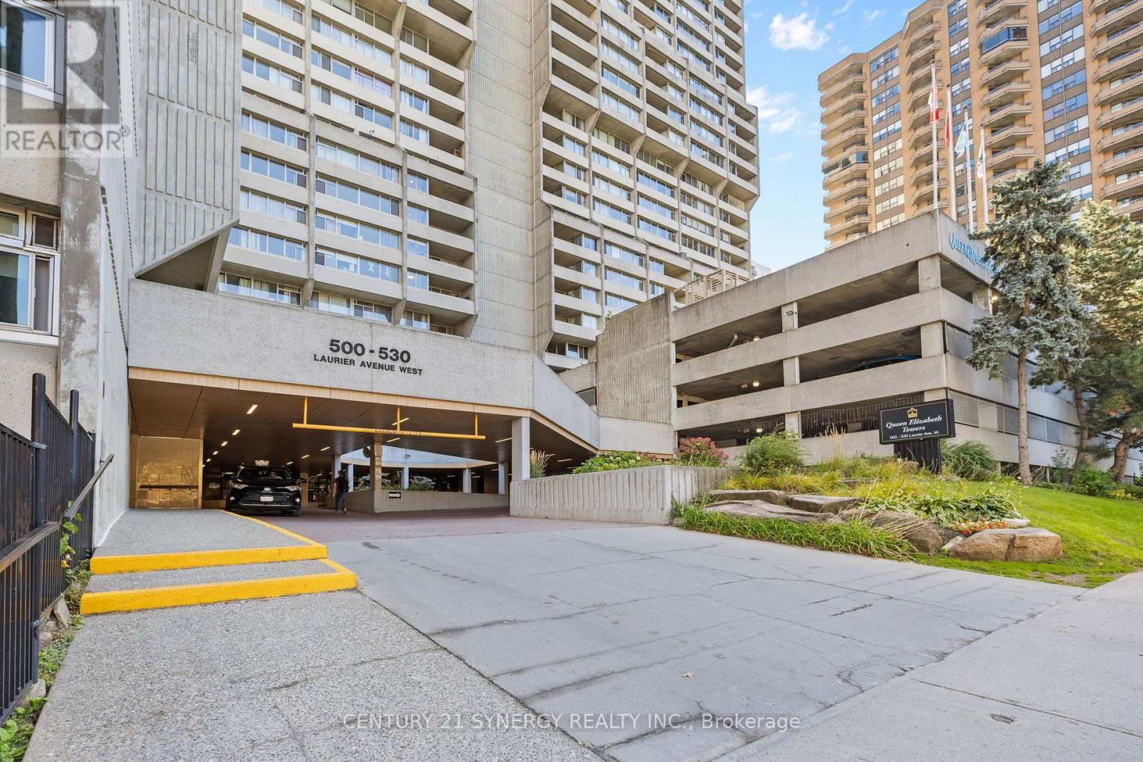 1605 - 530 LAURIER AVENUE W, Ottawa, Ontario