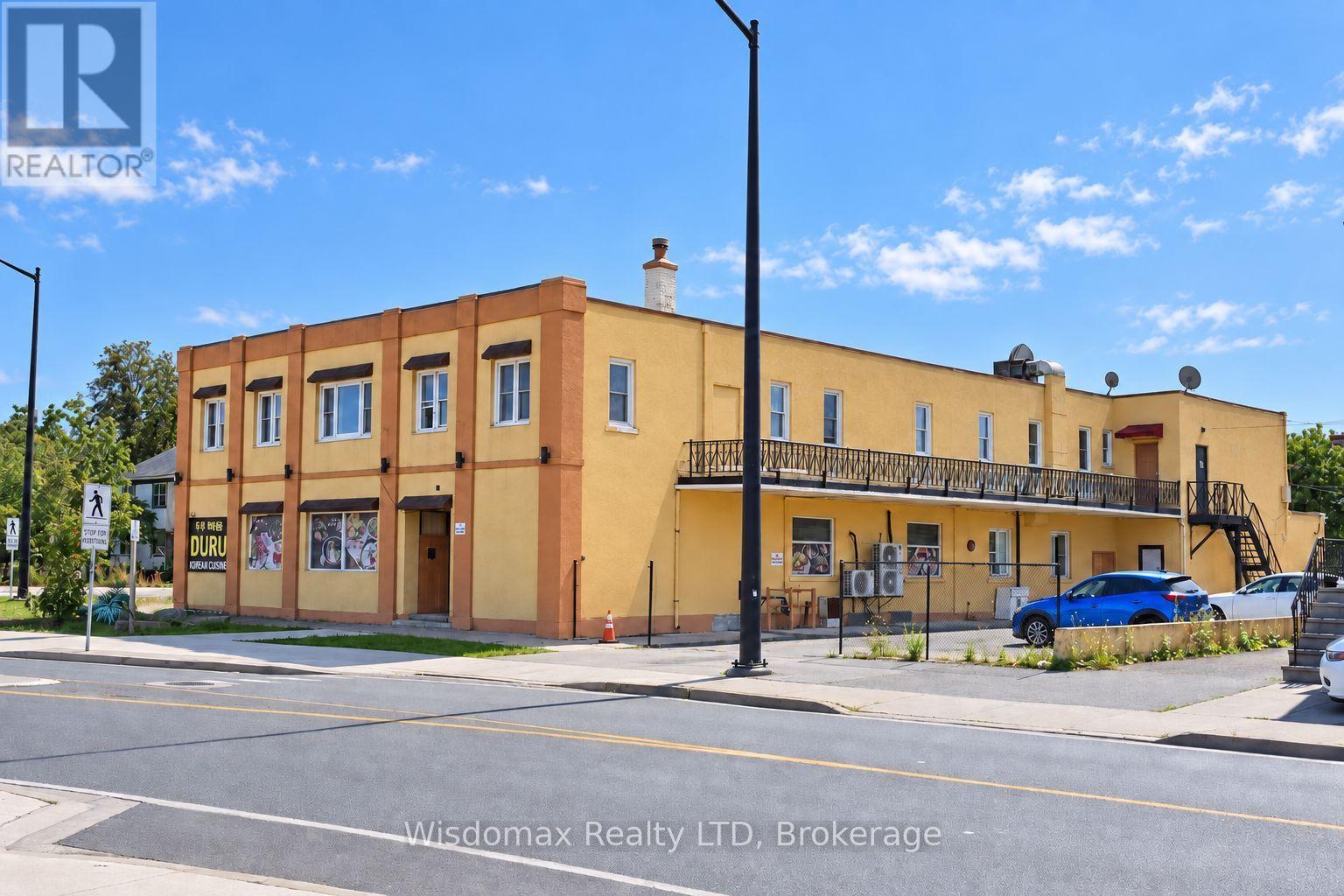 4816 Bridge Street, Niagara Falls (Cherrywood), Ontario  L2E 2R9 - Photo 2 - X13837450