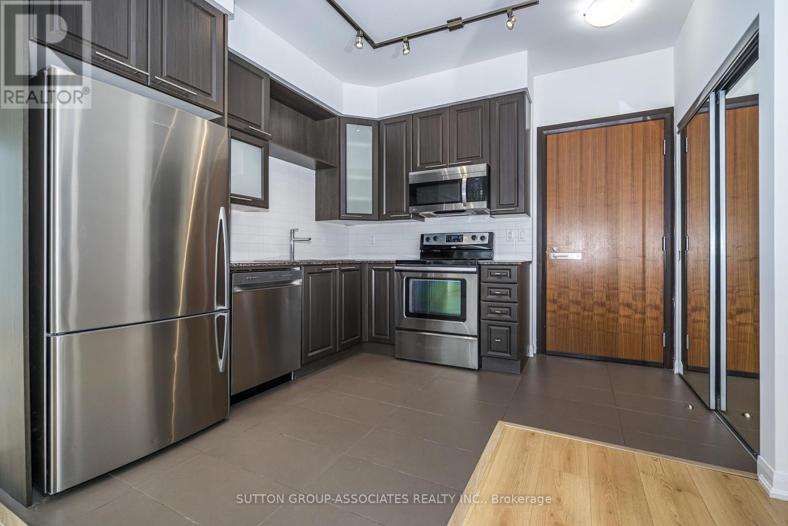 703 - 500 Sherbourne Street, Toronto, Ontario  M4X 1L1 - Photo 2 - C13837448