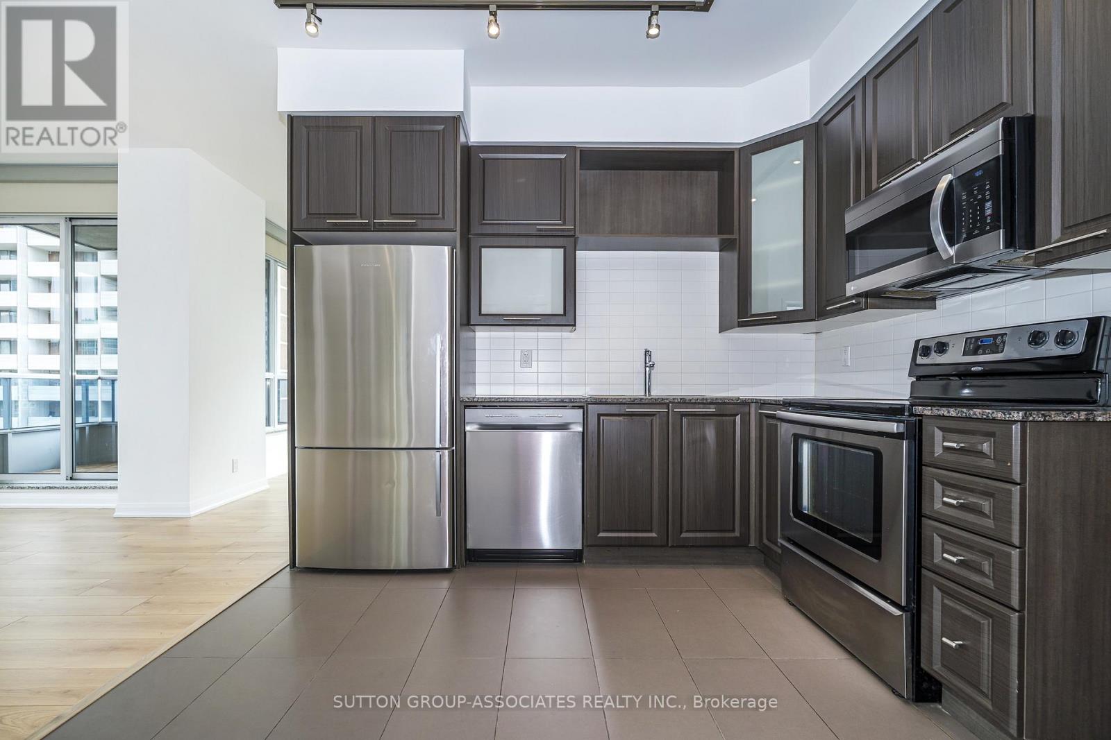 703 - 500 Sherbourne Street, Toronto, Ontario  M4X 1L1 - Photo 3 - C13837448