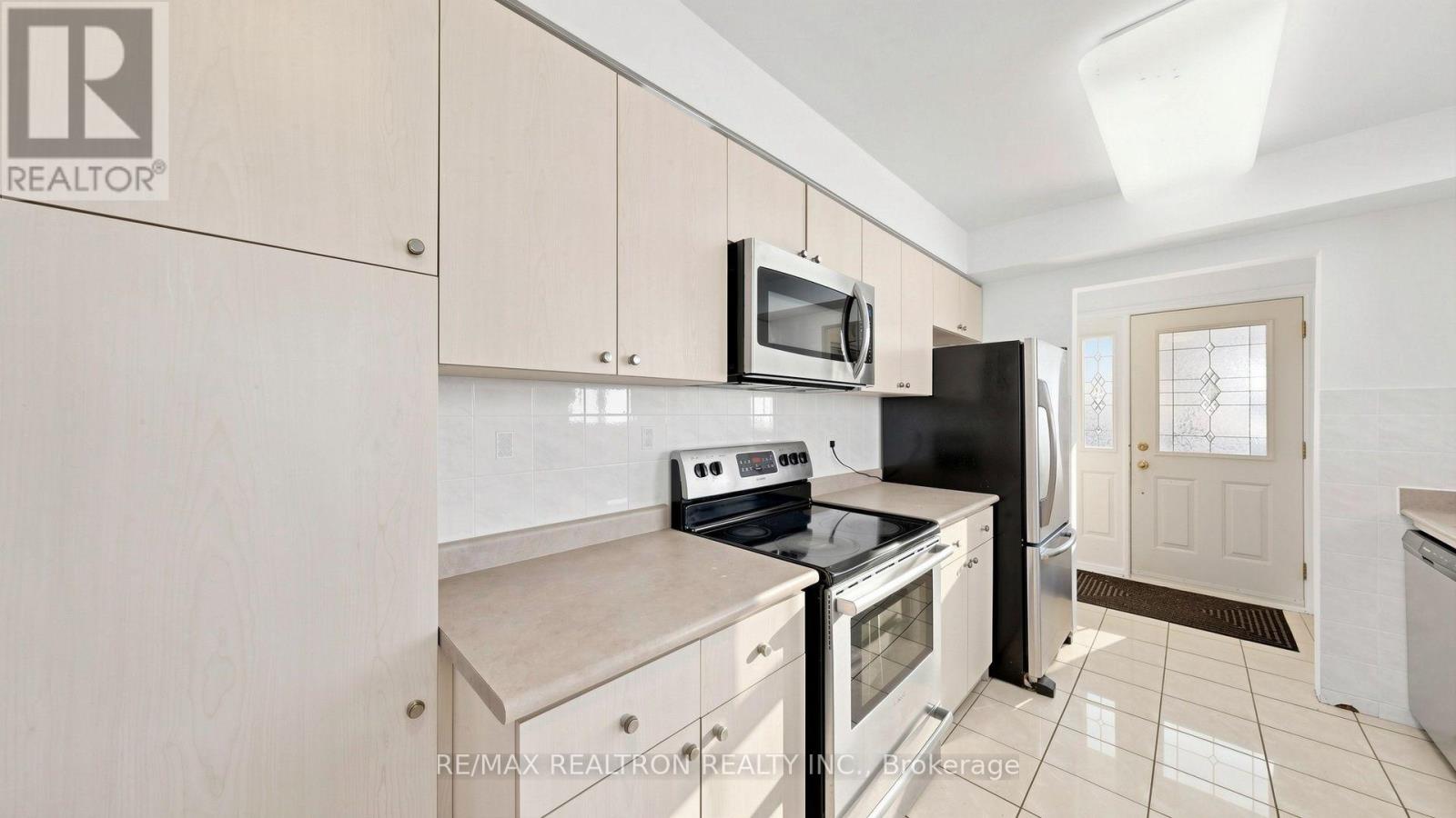 23 Lesgay Crescent, Toronto, Ontario  M2J 2H9 - Photo 13 - C13837480