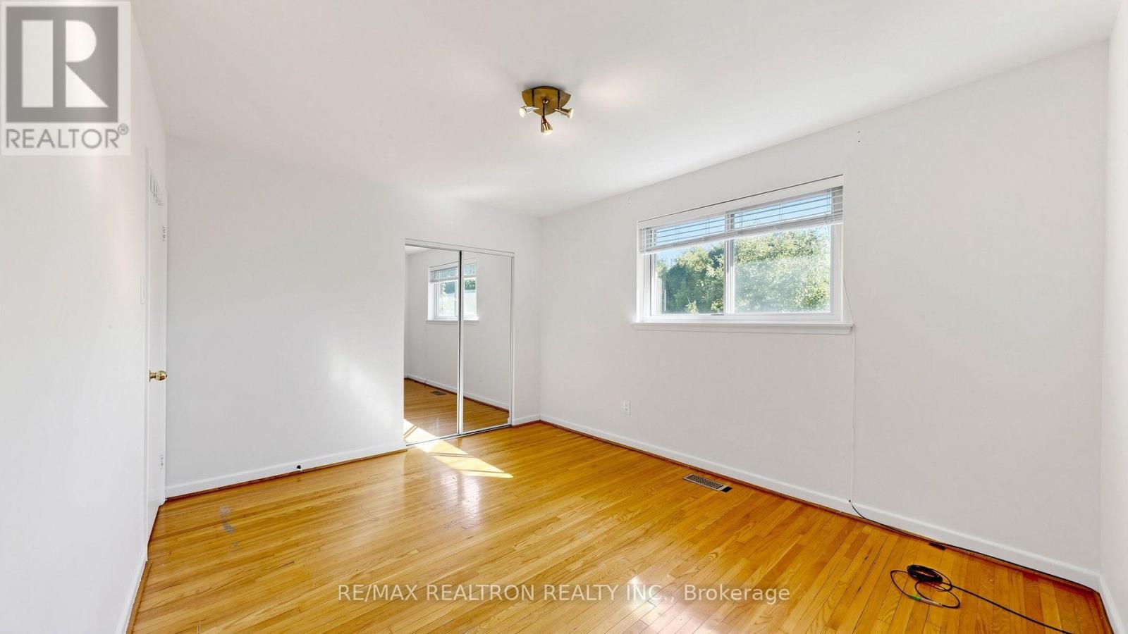 23 Lesgay Crescent, Toronto, Ontario  M2J 2H9 - Photo 19 - C13837480