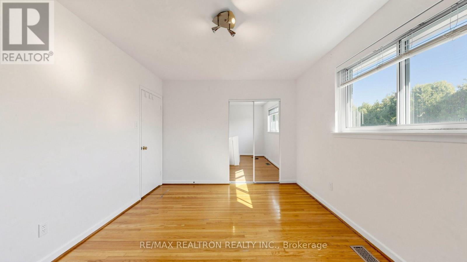 23 Lesgay Crescent, Toronto, Ontario  M2J 2H9 - Photo 22 - C13837480